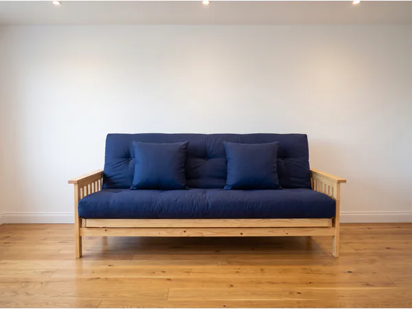 Futón Sofá Cama Azul en vista frontal, fabricado en Mar del Plata